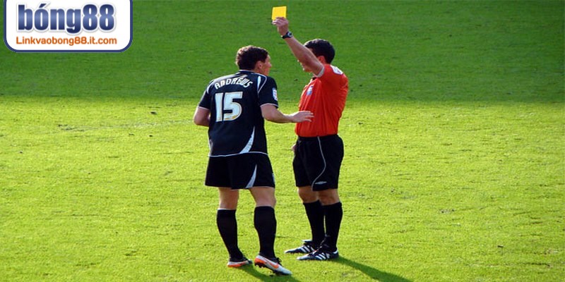 Tham khảo số liệu thống kê của các đội bóng giúp gia tăng xác suất thắng 