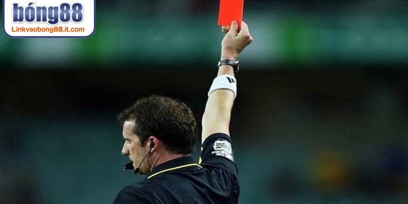 Theo dõi thái độ thi đấu giúp bạn dự đoán chính xác kèo thẻ phạt BONG88